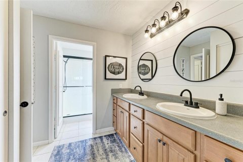 Condo in Sarasota, Florida, 3 bedrooms № 2096277 - photo 29