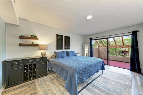Condo in Sarasota, Florida, 3 bedrooms № 2096277 - photo 23
