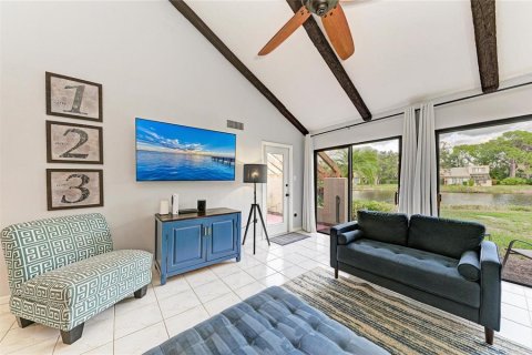 Condo in Sarasota, Florida, 3 bedrooms № 2096277 - photo 13