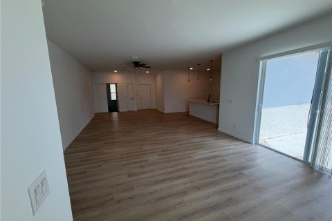 Villa ou maison à vendre à Port Charlotte, Floride: 3 chambres, 164.72 m2 № 2112131 - photo 7