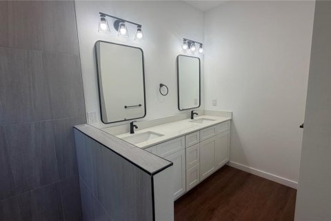 Casa en venta en Port Charlotte, Florida, 3 dormitorios, 164.72 m2 № 2112131 - foto 5