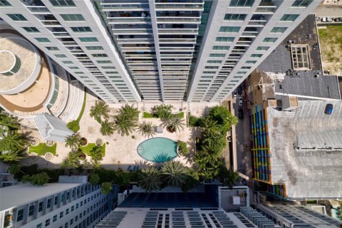 Copropriété à vendre à Miami, Floride: 2 chambres, 98.29 m2 № 1953678 - photo 11