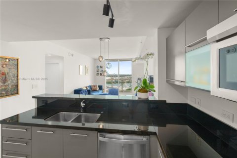 Copropriété à vendre à Miami, Floride: 2 chambres, 98.29 m2 № 1953678 - photo 7