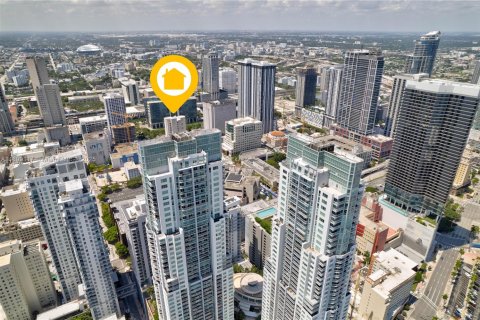 Copropriété à vendre à Miami, Floride: 2 chambres, 98.29 m2 № 1953678 - photo 16