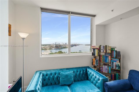 Copropriété à vendre à Miami, Floride: 2 chambres, 98.29 m2 № 1953678 - photo 18