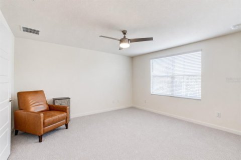 Townhouse in Longwood, Florida 3 bedrooms, 138.24 sq.m. № 2221848 - photo 13