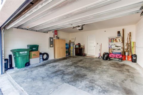 Townhouse in Longwood, Florida 3 bedrooms, 138.24 sq.m. № 2221848 - photo 23