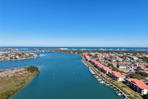 Condominio en venta en New Smyrna Beach, Florida, 2 dormitorios, 104.05 m2 № 2101990 - foto 3