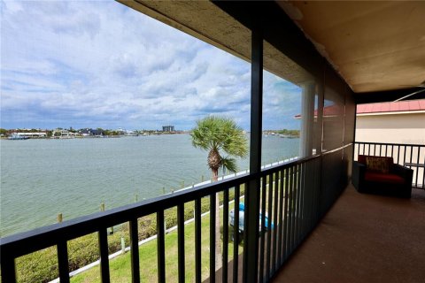 Condominio en venta en New Smyrna Beach, Florida, 2 dormitorios, 104.05 m2 № 2101990 - foto 25