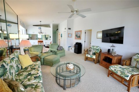 Condominio en venta en New Smyrna Beach, Florida, 2 dormitorios, 104.05 m2 № 2101990 - foto 7