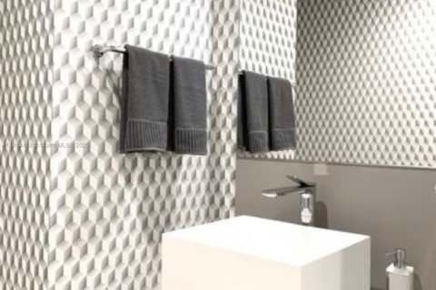 Condominio en venta en Miami, Florida, 1 dormitorio, 77.67 m2 № 1959465 - foto 5