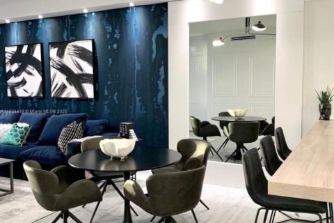 Condominio en venta en Miami, Florida, 1 dormitorio, 77.67 m2 № 1959465 - foto 7