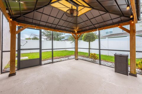 House in Apopka, Florida 5 bedrooms, 356.65 sq.m. № 1899102 - photo 27