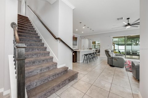 House in Apopka, Florida 5 bedrooms, 356.65 sq.m. № 1899102 - photo 7