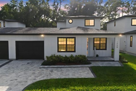 Villa ou maison à vendre à Eustis, Floride: 4 chambres, 190.91 m2 № 1873147 - photo 1