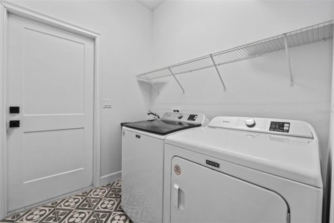 Villa ou maison à vendre à Eustis, Floride: 4 chambres, 190.91 m2 № 1873147 - photo 18