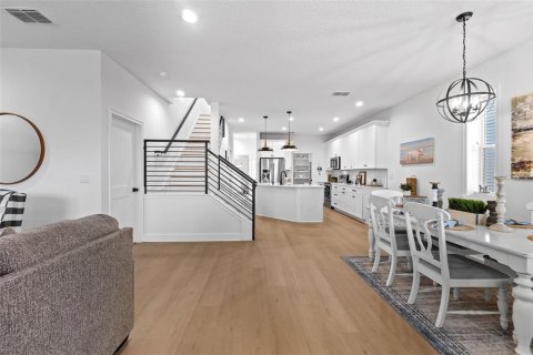 Villa ou maison à vendre à Eustis, Floride: 4 chambres, 190.91 m2 № 1873147 - photo 3