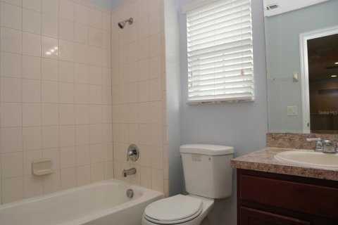 Townhouse in Kissimmee, Florida 3 bedrooms, 148.46 sq.m. № 1841825 - photo 23