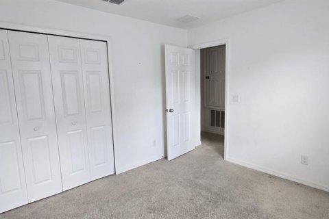 Townhouse in Kissimmee, Florida 3 bedrooms, 148.46 sq.m. № 1841825 - photo 14