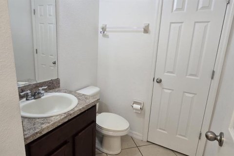 Townhouse in Kissimmee, Florida 3 bedrooms, 148.46 sq.m. № 1841825 - photo 16