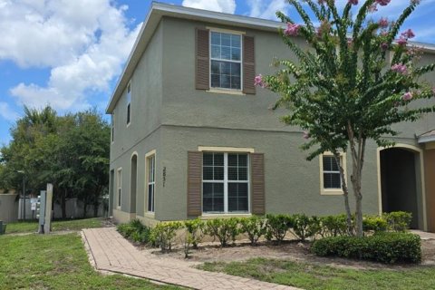 Townhouse in Kissimmee, Florida 3 bedrooms, 148.46 sq.m. № 1841825 - photo 2