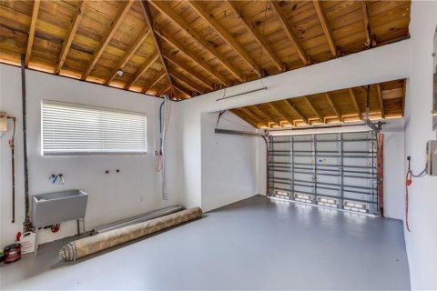 House in Hollywood, Florida 2 bedrooms, 122.07 sq.m. № 2245630 - photo 21