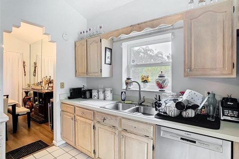 House in Orlando, Florida 3 bedrooms, 183.48 sq.m. № 1516166 - photo 9