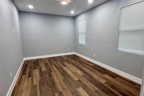 Appartement à louer à Wimauma, Floride: 4 chambres, 185.8 m2 № 2438052 - photo 10