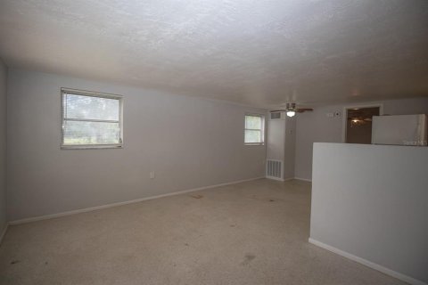 Immobilier commercial à vendre à New Port Richey, Floride: 3 chambres, 138.24 m2 № 2091615 - photo 3