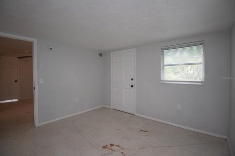 Immobilier commercial à vendre à New Port Richey, Floride: 3 chambres, 138.24 m2 № 2091615 - photo 10