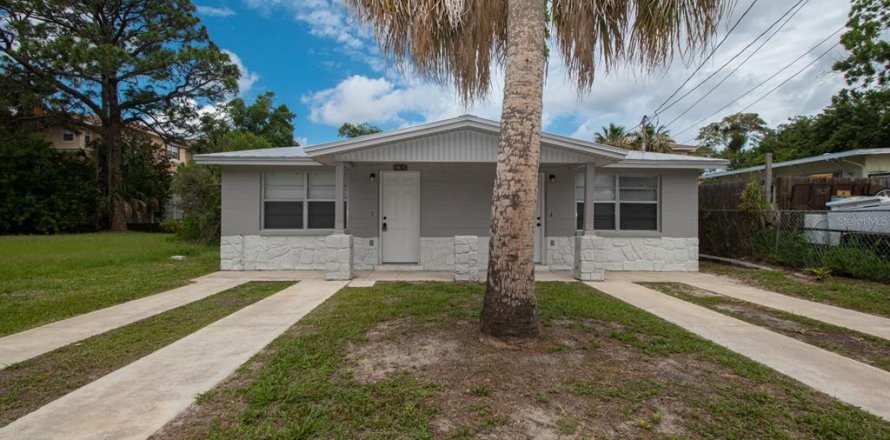 Immobilier commercial à New Port Richey, Floride 3 chambres, 138.24 m2 № 2091615