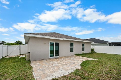 House in Rotonda, Florida 4 bedrooms, 167.32 sq.m. № 2157468 - photo 25