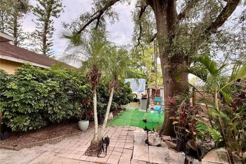 Villa ou maison à vendre à Tampa, Floride: 3 chambres, 143.63 m2 № 2401010 - photo 20