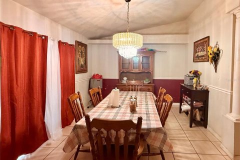 Villa ou maison à vendre à Tampa, Floride: 3 chambres, 143.63 m2 № 2401010 - photo 6
