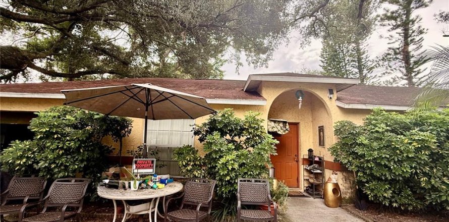 Villa ou maison à Tampa, Floride 3 chambres, 143.63 m2 № 2401010