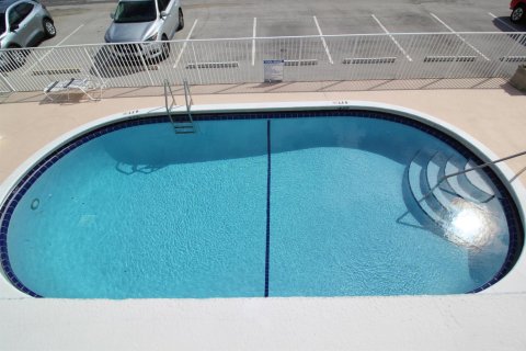 Condo in Fort Lauderdale, Florida, 2 bedrooms  № 2300688 - photo 2