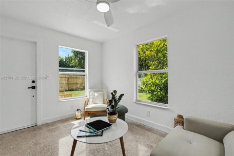 Villa ou maison à vendre à Fort Lauderdale, Floride: 3 chambres, 125.05 m2 № 2411269 - photo 18