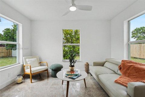 Villa ou maison à vendre à Fort Lauderdale, Floride: 3 chambres, 125.05 m2 № 2411269 - photo 16
