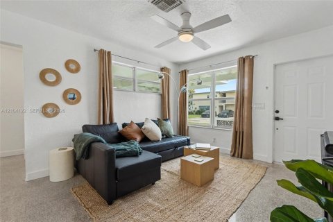 Villa ou maison à vendre à Fort Lauderdale, Floride: 3 chambres, 125.05 m2 № 2411269 - photo 8
