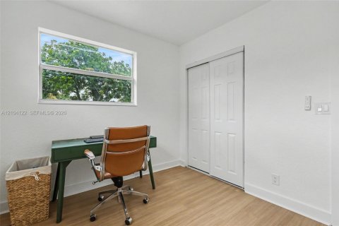 Villa ou maison à vendre à Fort Lauderdale, Floride: 3 chambres, 125.05 m2 № 2411269 - photo 26