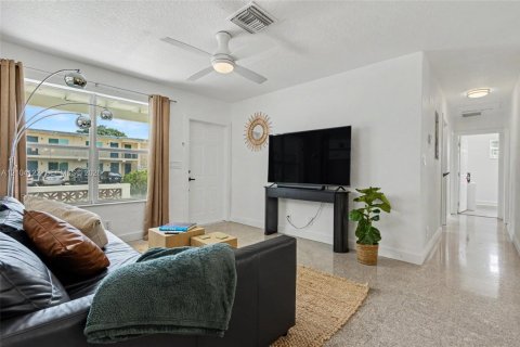 Villa ou maison à vendre à Fort Lauderdale, Floride: 3 chambres, 125.05 m2 № 2411269 - photo 9