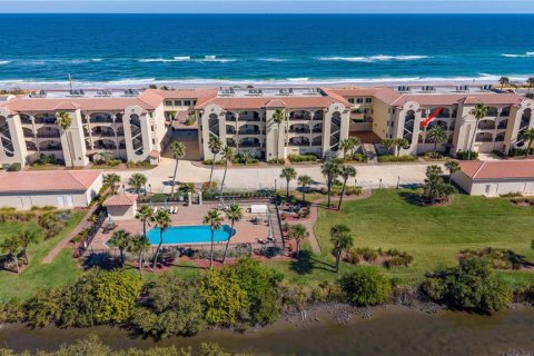 Condo in Flagler Beach, Florida, 3 bedrooms  № 2198882 - photo 2