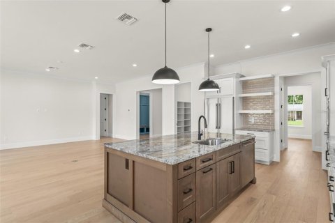 Villa ou maison à vendre à Orlando, Floride: 4 chambres, 295.99 m2 № 1837329 - photo 16