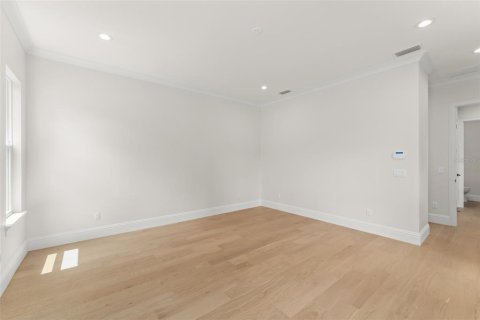 House in Orlando, Florida 4 bedrooms, 295.99 sq.m. № 1837329 - photo 29