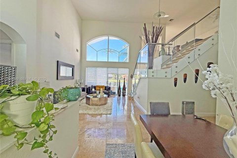 House in Miramar, Florida 5 bedrooms, 312.24 sq.m. № 1929847 - photo 2