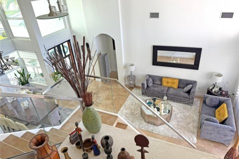 House in Miramar, Florida 5 bedrooms, 312.24 sq.m. № 1929847 - photo 8