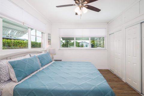 House in Marathon, Florida 3 bedrooms № 2048364 - photo 23