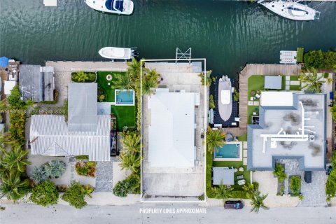 House in Marathon, Florida 3 bedrooms № 2048364 - photo 6