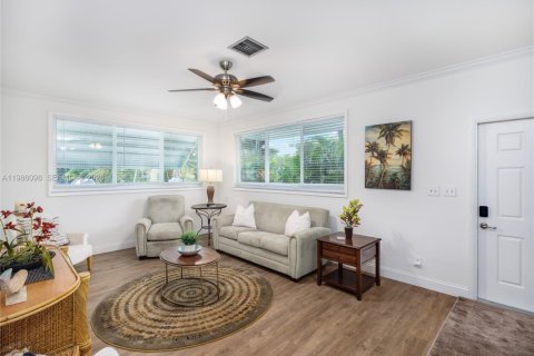 House in Marathon, Florida 3 bedrooms № 2048364 - photo 16