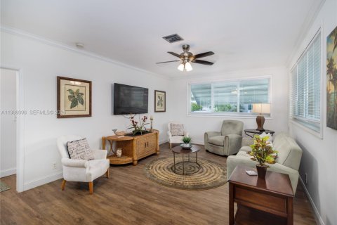 House in Marathon, Florida 3 bedrooms № 2048364 - photo 17